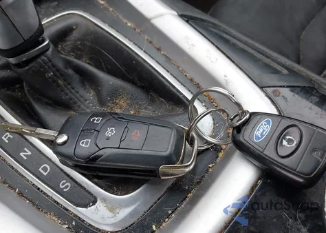 2014 Ford Fusion Se z USA, uszkodzony, nr VIN 3FA6P0H70ER134396